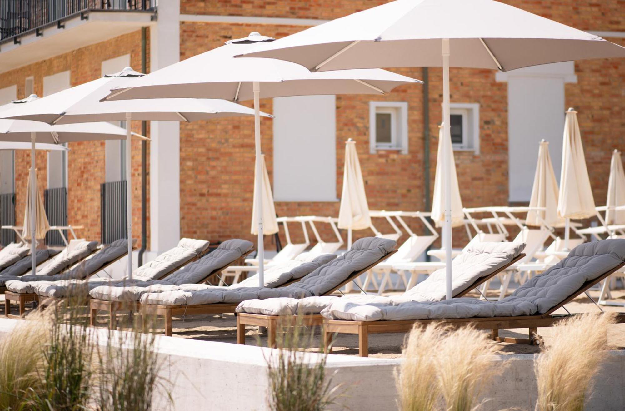 Hotel Capanni Белларія-Іджеа-Марина Екстер'єр фото